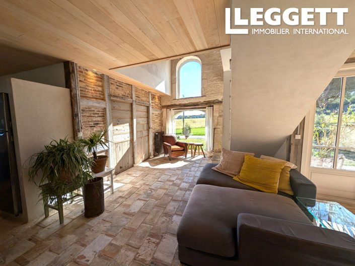 Image No.2-3 Bed House for sale