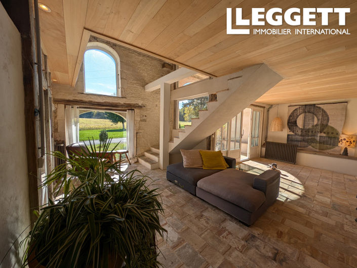 Image No.3-3 Bed House for sale