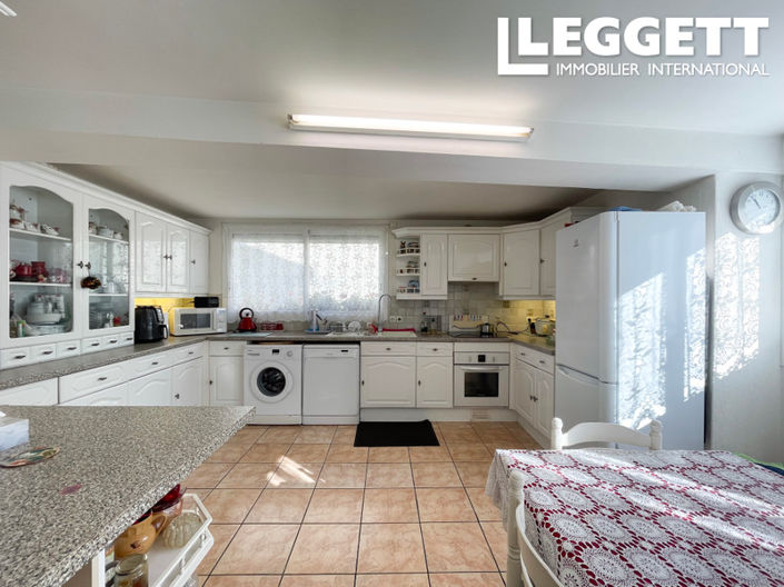 Image No.3-Maison de 3 chambres à vendre à Deux-Sevres