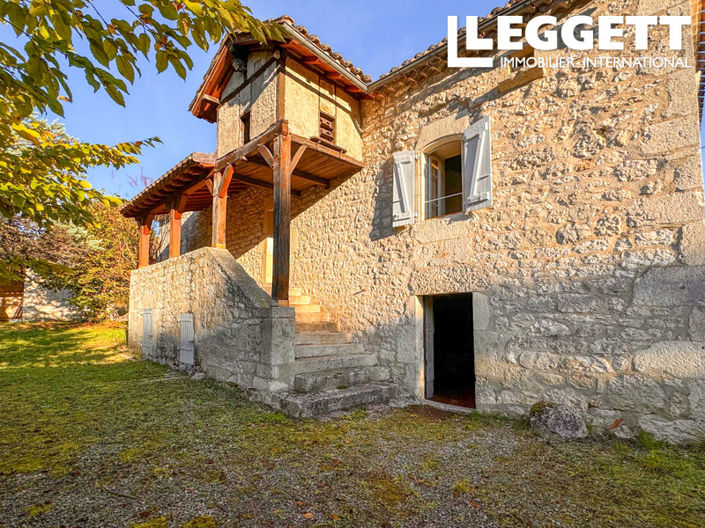 Image No.2-4 Bed House for sale