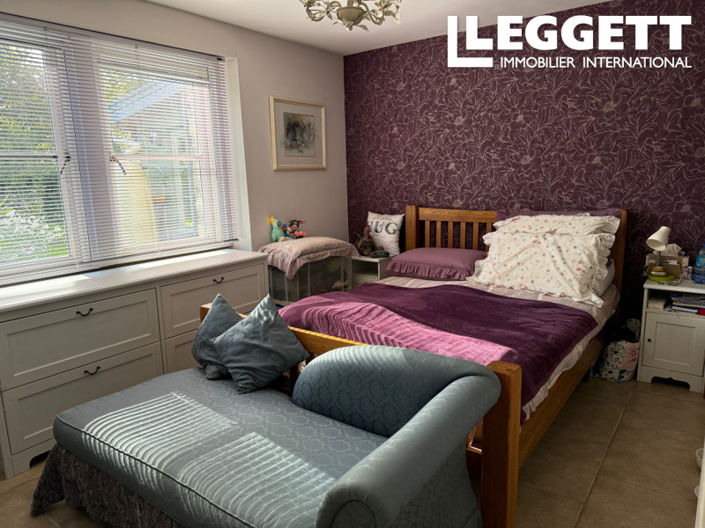 Image No.6-3 Bed House for sale