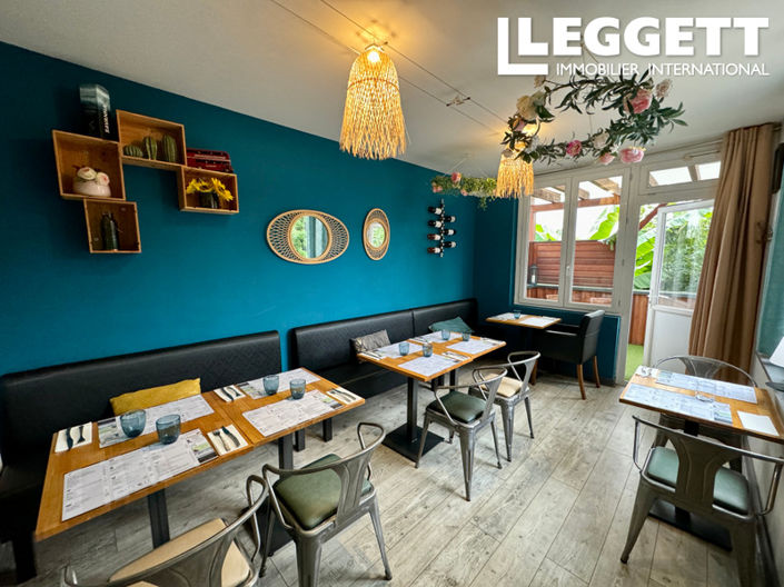 Image No.5-Commercial de 5 chambres à vendre à Charente