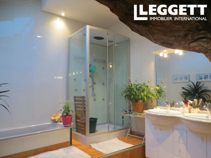 Image No.2-3 Bed House for sale