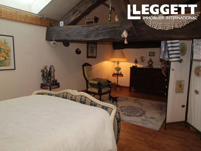 Image No.7-3 Bed House for sale