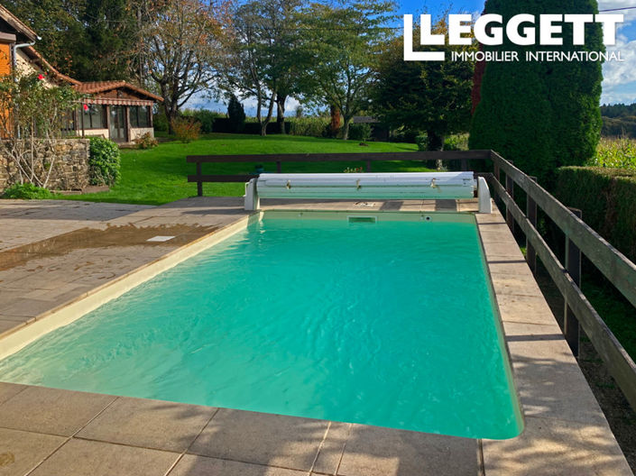 Image No.10-6 Bed House for sale