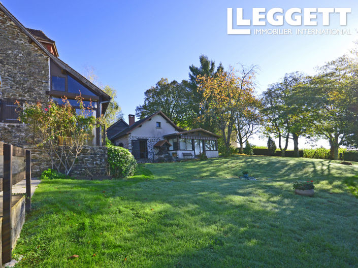 Image No.6-6 Bed House for sale