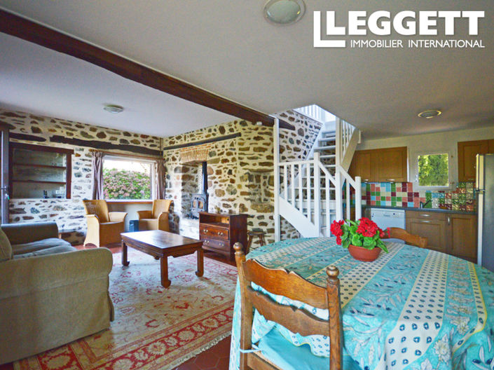 Image No.7-6 Bed House for sale