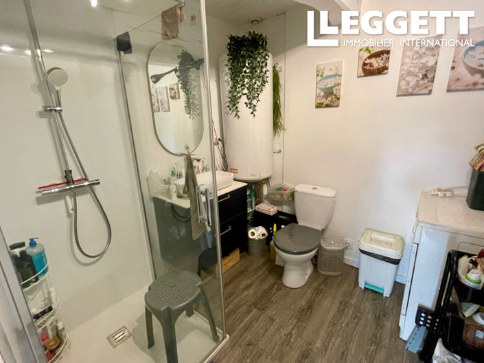 Image No.6-3 Bed House for sale