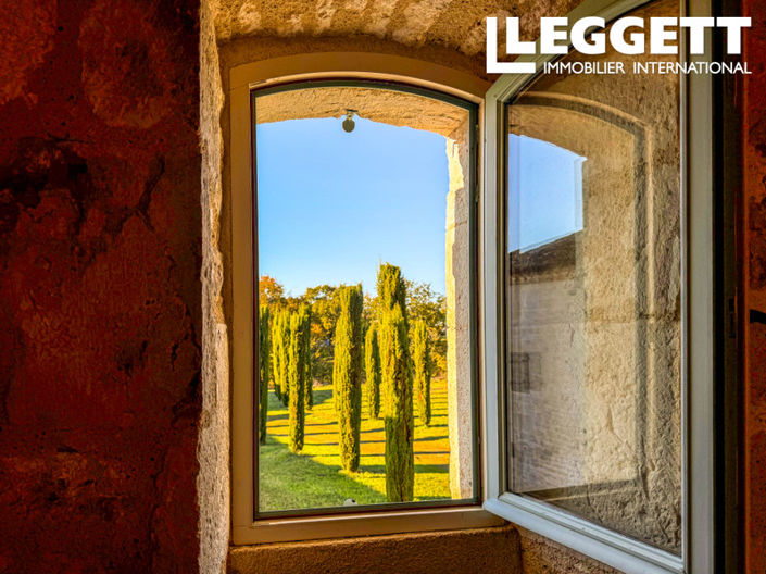 Image No.7-3 Bed House for sale