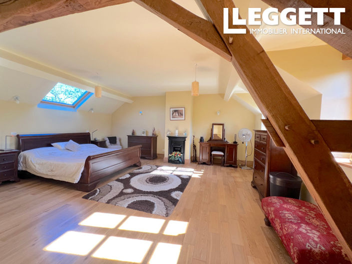 Image No.4-4 Bed House for sale