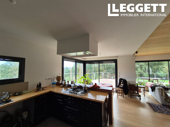 Image No.7-3 Bed House for sale