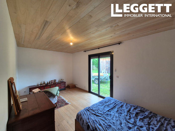 Image No.9-3 Bed House for sale