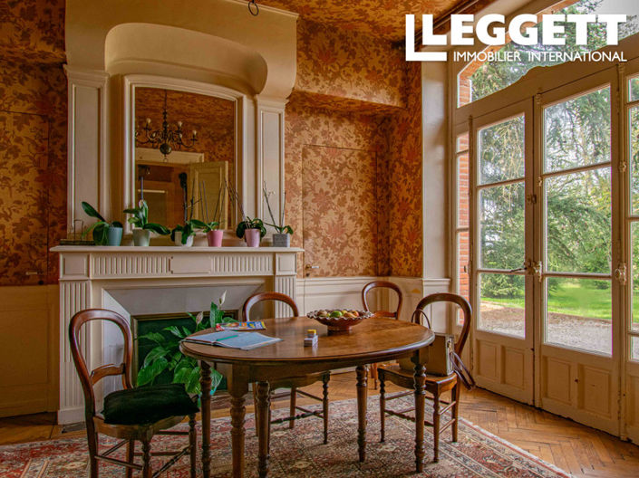 Image No.4-5 Bed Chateaux for sale