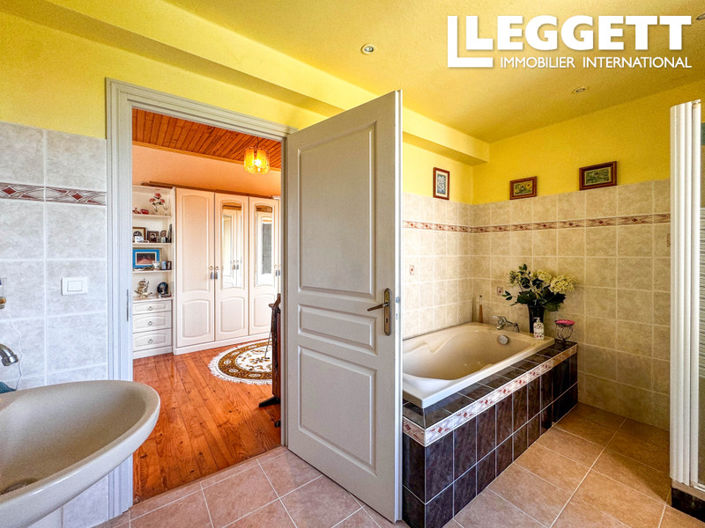 Image No.6-Maison de 4 chambres à vendre à Lot