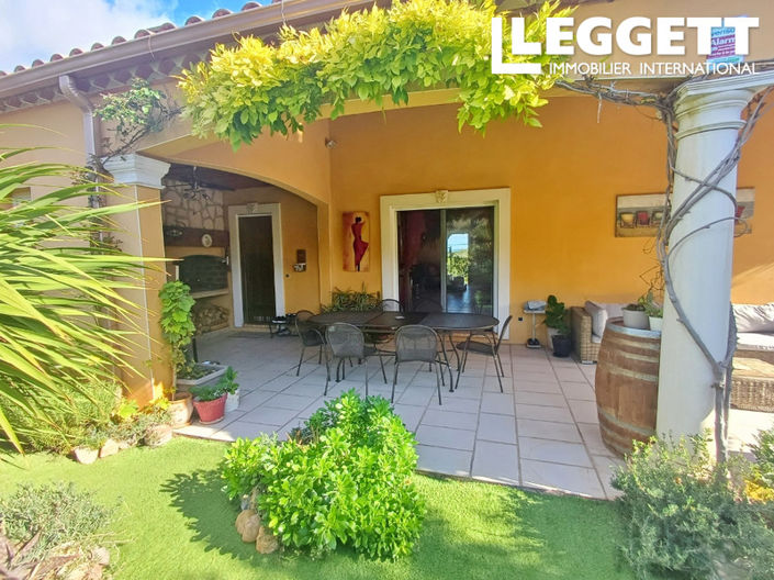 Image No.10-3 Bed House for sale