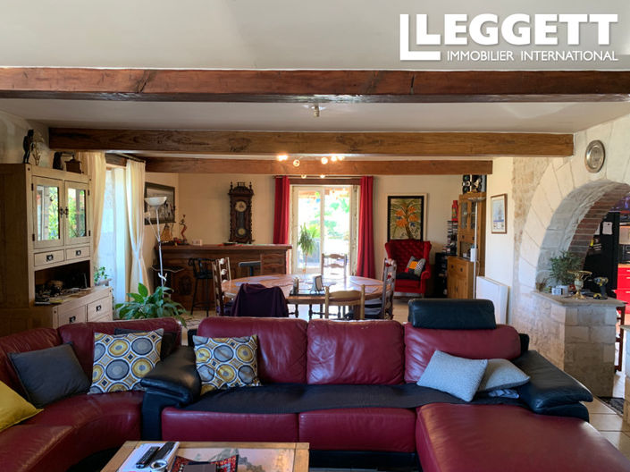 Image No.10-4 Bed House for sale