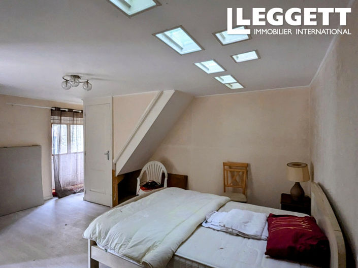 Image No.6-2 Bed House for sale