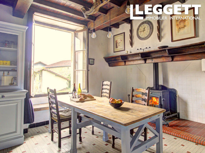 Image No.5-5 Bed House for sale