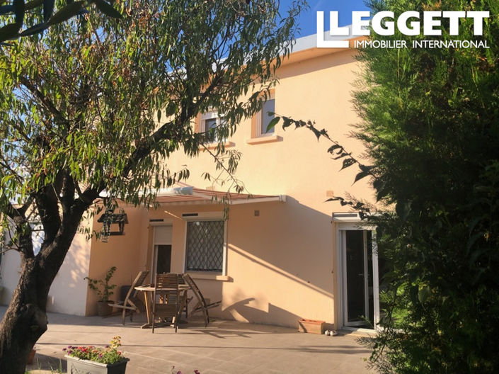 Image No.1-4 Bed House for sale