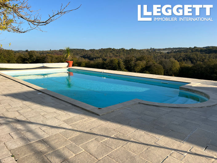 Image No.2-Maison de 15 chambres à vendre à Saint-Paul-la-Roche