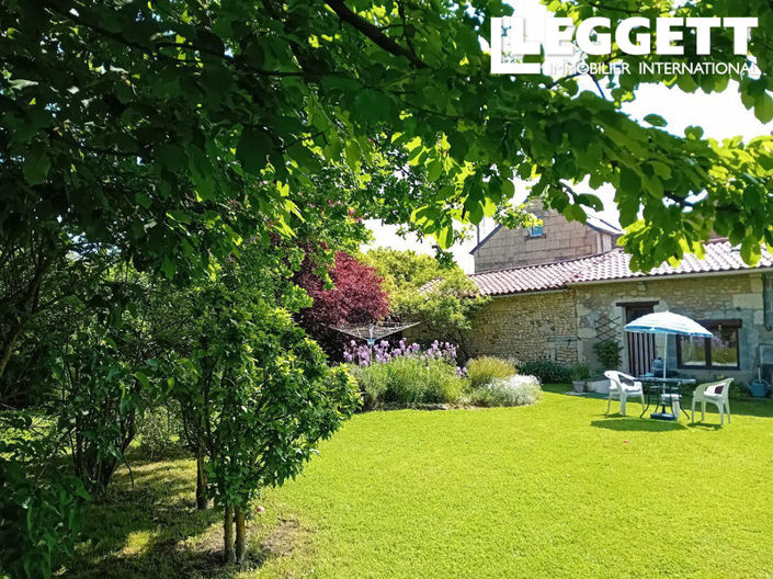 Image No.2-4 Bed House for sale