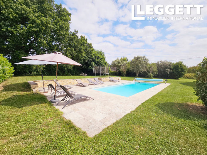 Image No.2-6 Bed House for sale