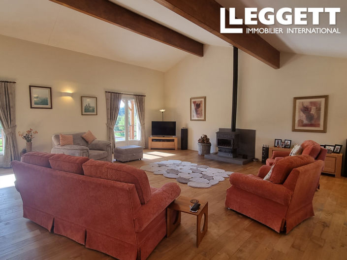 Image No.7-4 Bed House for sale