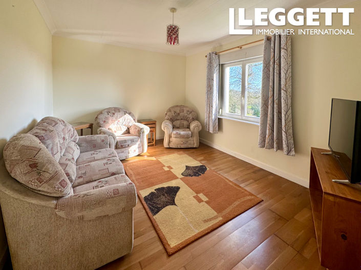 Image No.5-3 Bed House for sale