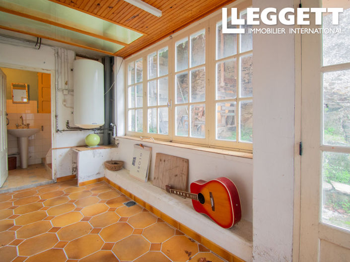 Image No.2-Maison de 2 chambres à vendre à Labastide-Esparbairenque