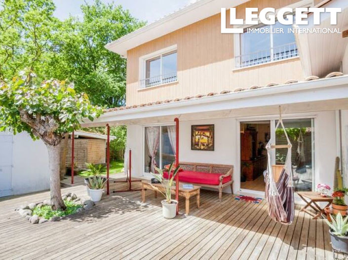 Image No.2-4 Bed House for sale