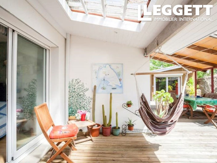 Image No.3-4 Bed House for sale