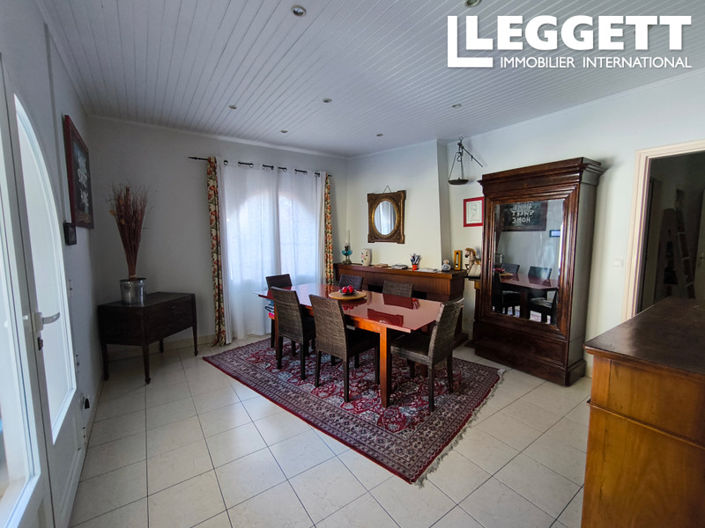 Image No.6-4 Bed House for sale