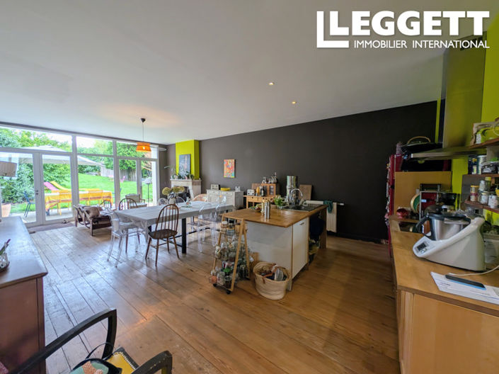 Image No.2-Maison de 5 chambres à vendre à Barbezieux-Saint-Hilaire