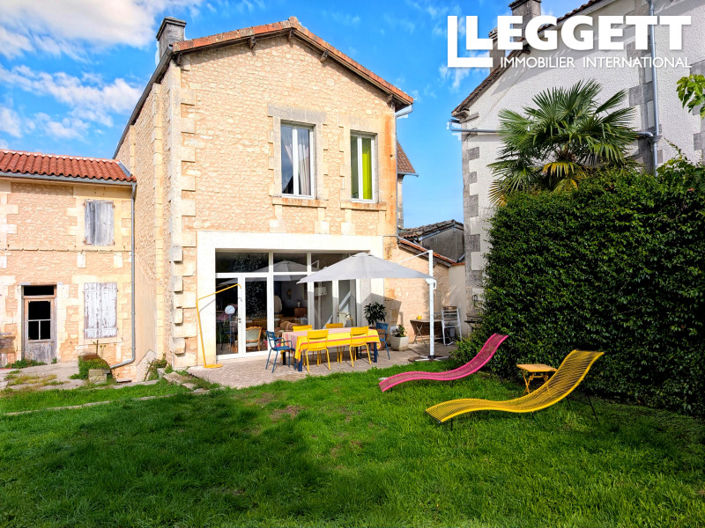 Image No.9-5 Bed House for sale