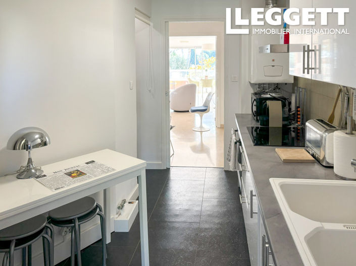 Image No.5-2 Bed Apartment for sale