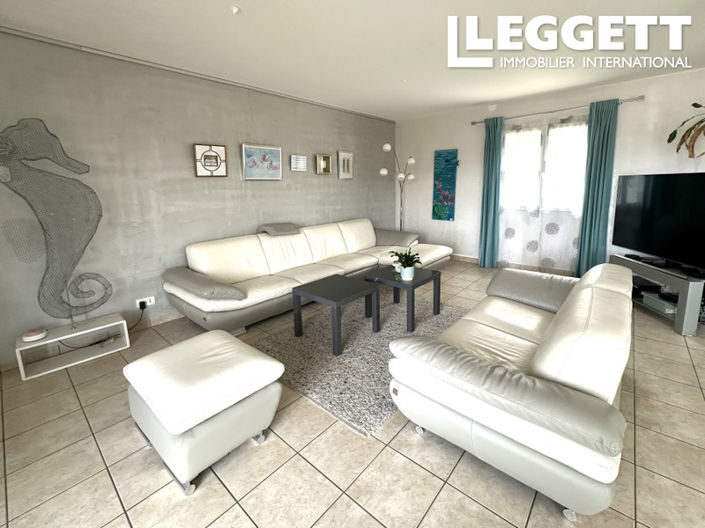 Image No.5-5 Bed House for sale