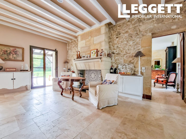 Image No.6-5 Bed House for sale