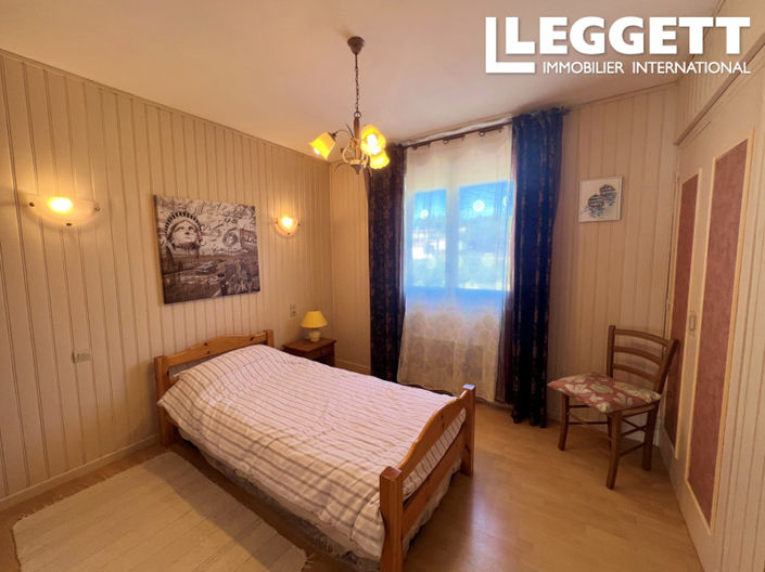 Image No.10-4 Bed House for sale