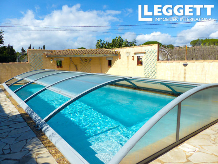 Image No.2-4 Bed House for sale