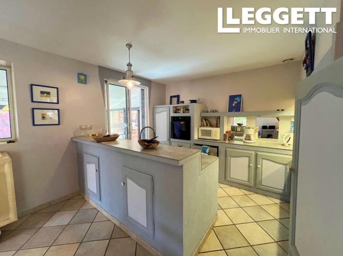 Image No.7-4 Bed House for sale