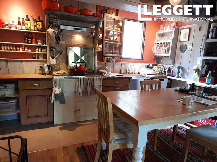 Image No.5-2 Bed House for sale