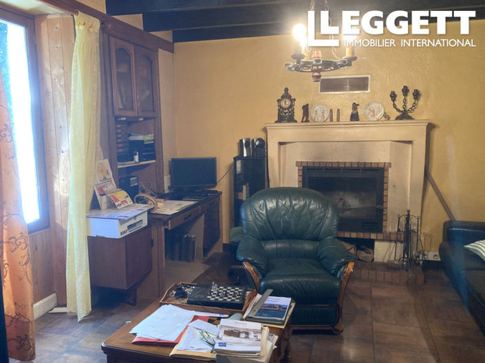 Image No.3-4 Bed House for sale