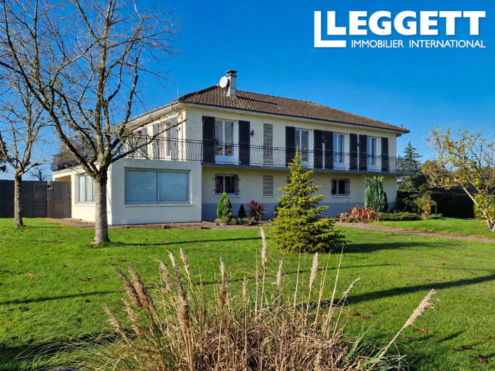 Image No.2-4 Bed House for sale