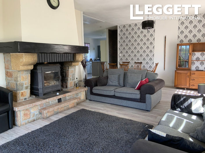 Image No.7-4 Bed House for sale