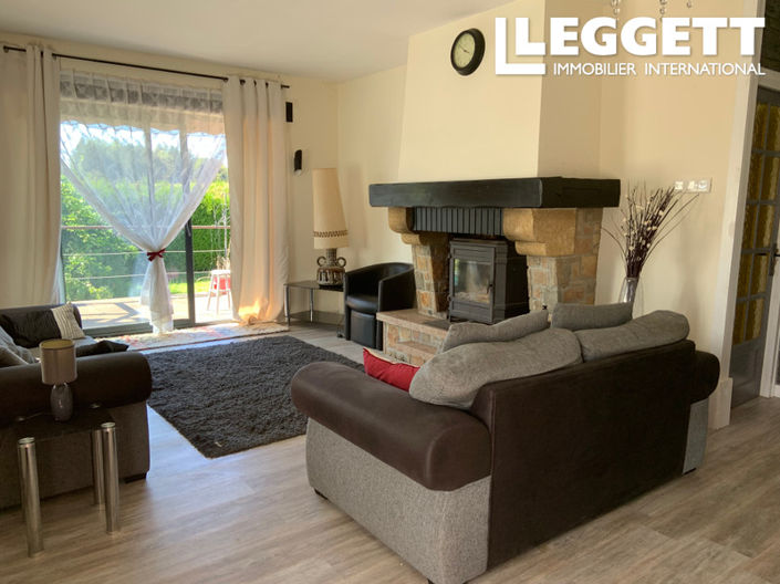 Image No.8-4 Bed House for sale