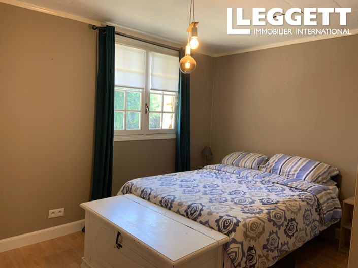 Image No.9-4 Bed House for sale