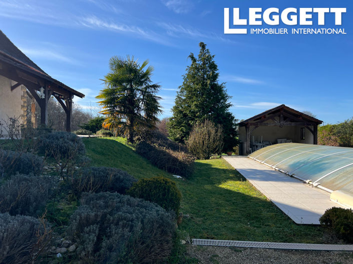 Image No.2-4 Bed House for sale