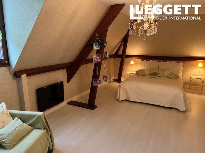 Image No.9-4 Bed House for sale