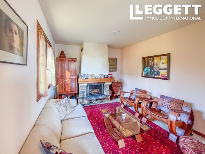 Image No.3-4 Bed House for sale