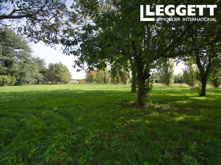 Image No.8-2 Bed House for sale